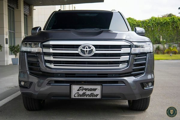 2019 Toyota Land Cruiser